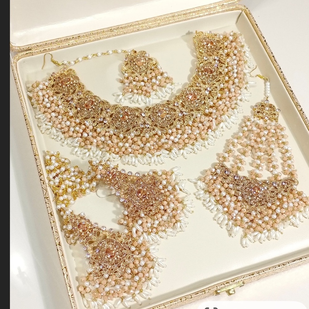 Elegant Gold and Cream Jewelry Set - never used